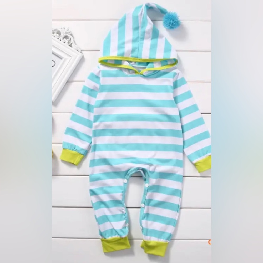 Atpapa Catpapa, one piece striped romper w/Pom Pom on attached hat, size 6-12 mo